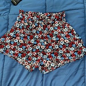 H&M Flowy Shorts